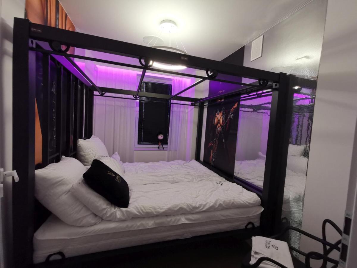 Bdsm Apartament Czestochowa Luxxx - Adults Only - Tylko Dla Doroslych Εξωτερικό φωτογραφία