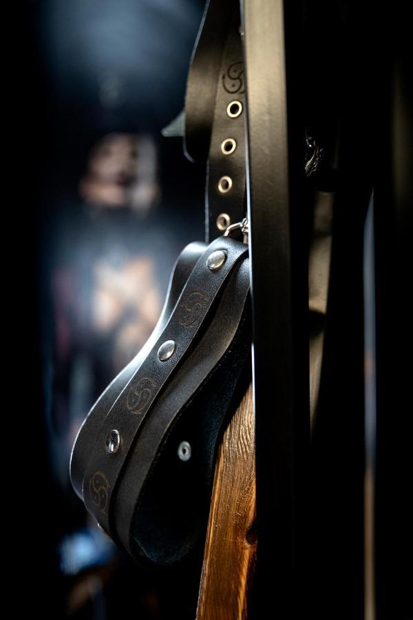 Bdsm Apartament Czestochowa Luxxx - Adults Only - Tylko Dla Doroslych Εξωτερικό φωτογραφία